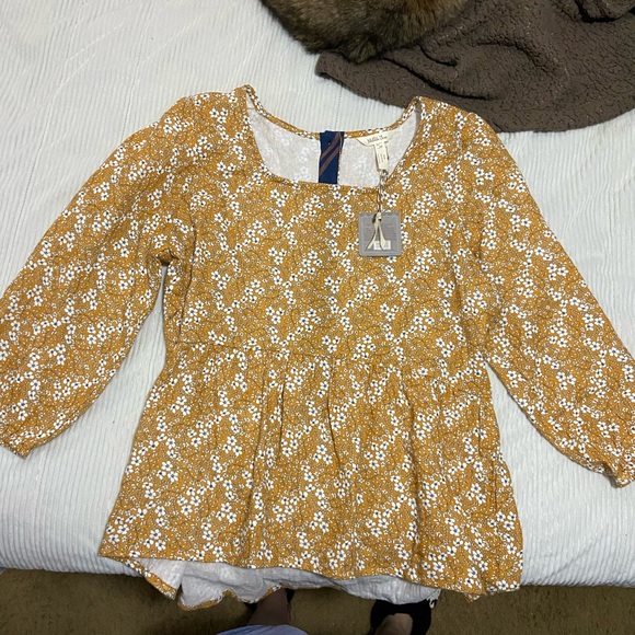 Matilda Jane Tops - Matilda Jane Mustard and White Floral Top